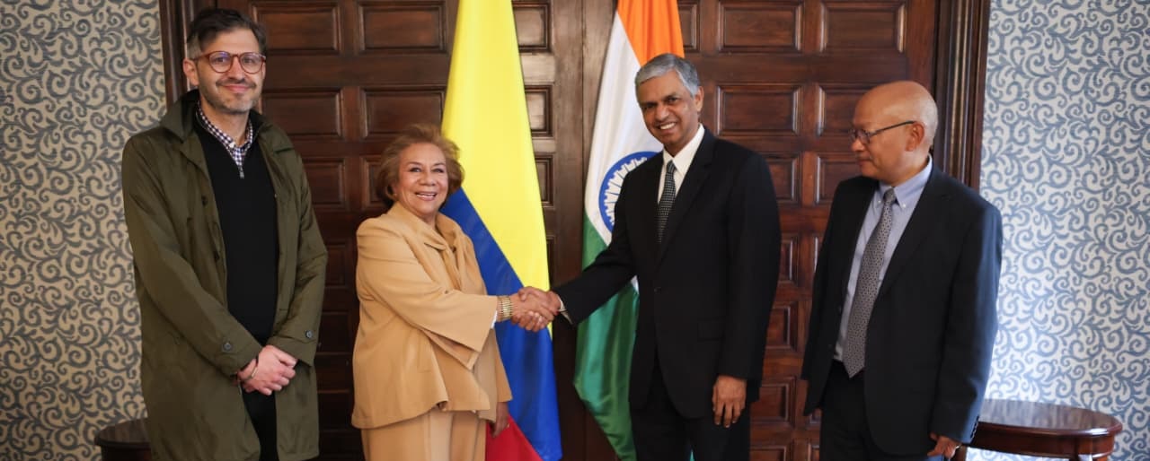 Ministra de Relaciones Exteriores (E) fortaleció relaciones bilaterales con el secretario del Hemisferio Oriental de India, P. Kumaran