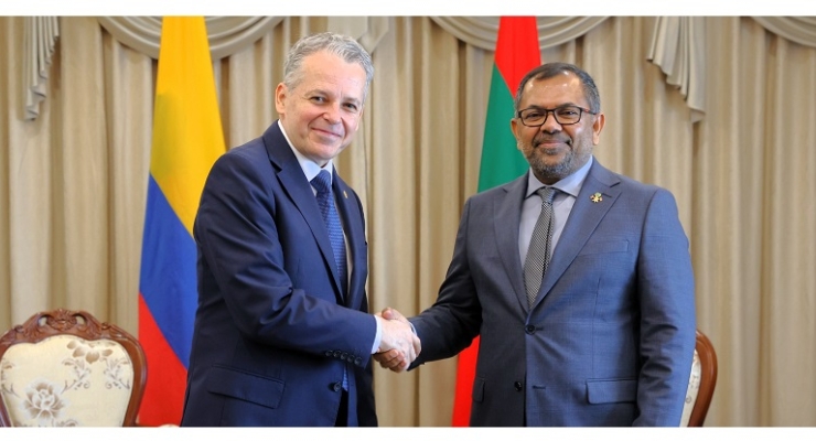 Embajador Víctor Hugo Echeverri se reunió con el Ministro de Relaciones Exteriores de Maldivas, Moosa Zameer