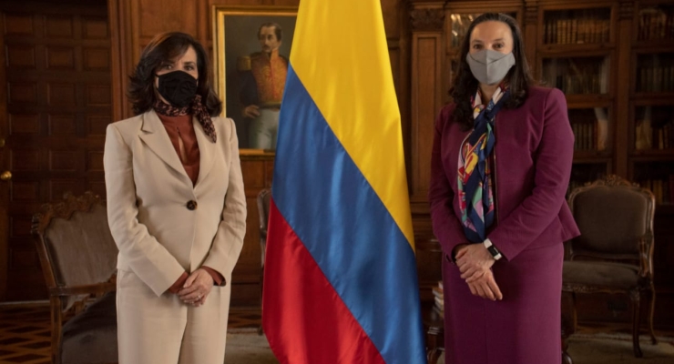 Canciller Claudia Blum posesionó a Mariana Pacheco Montes como Embajadora de Colombia 
